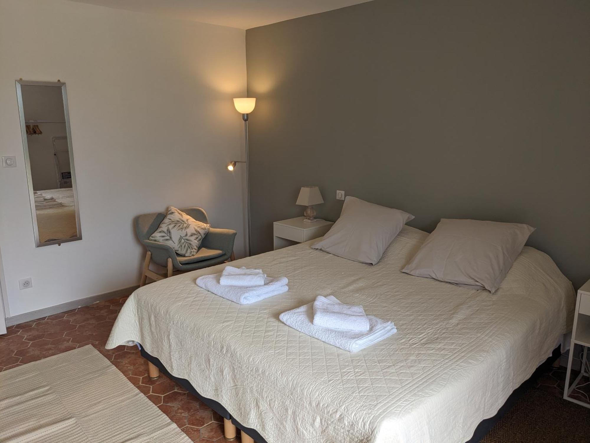 Domaine De Fleurie Bed & Breakfast Tursac Exterior photo